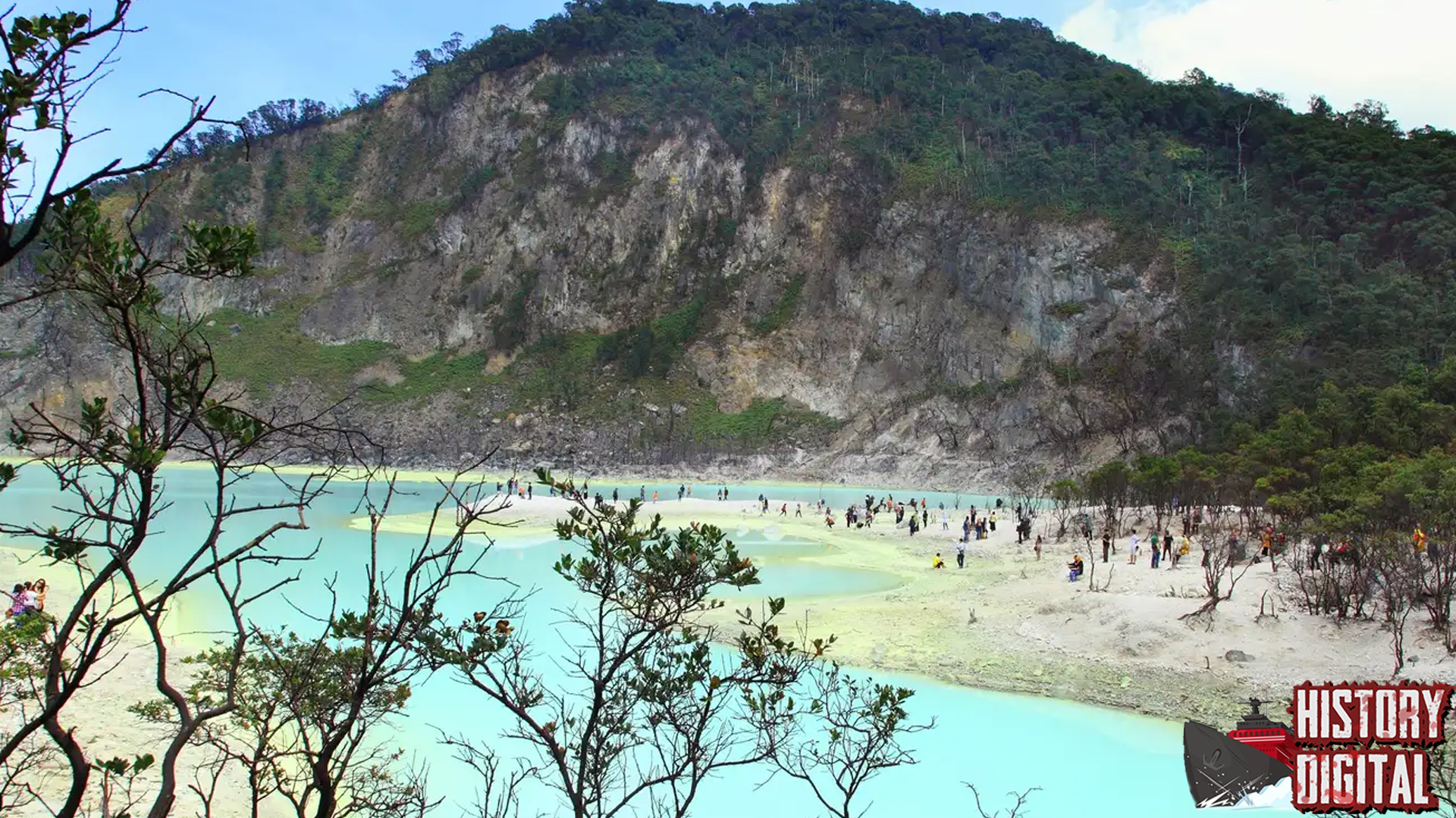 Tangkuban Perahu