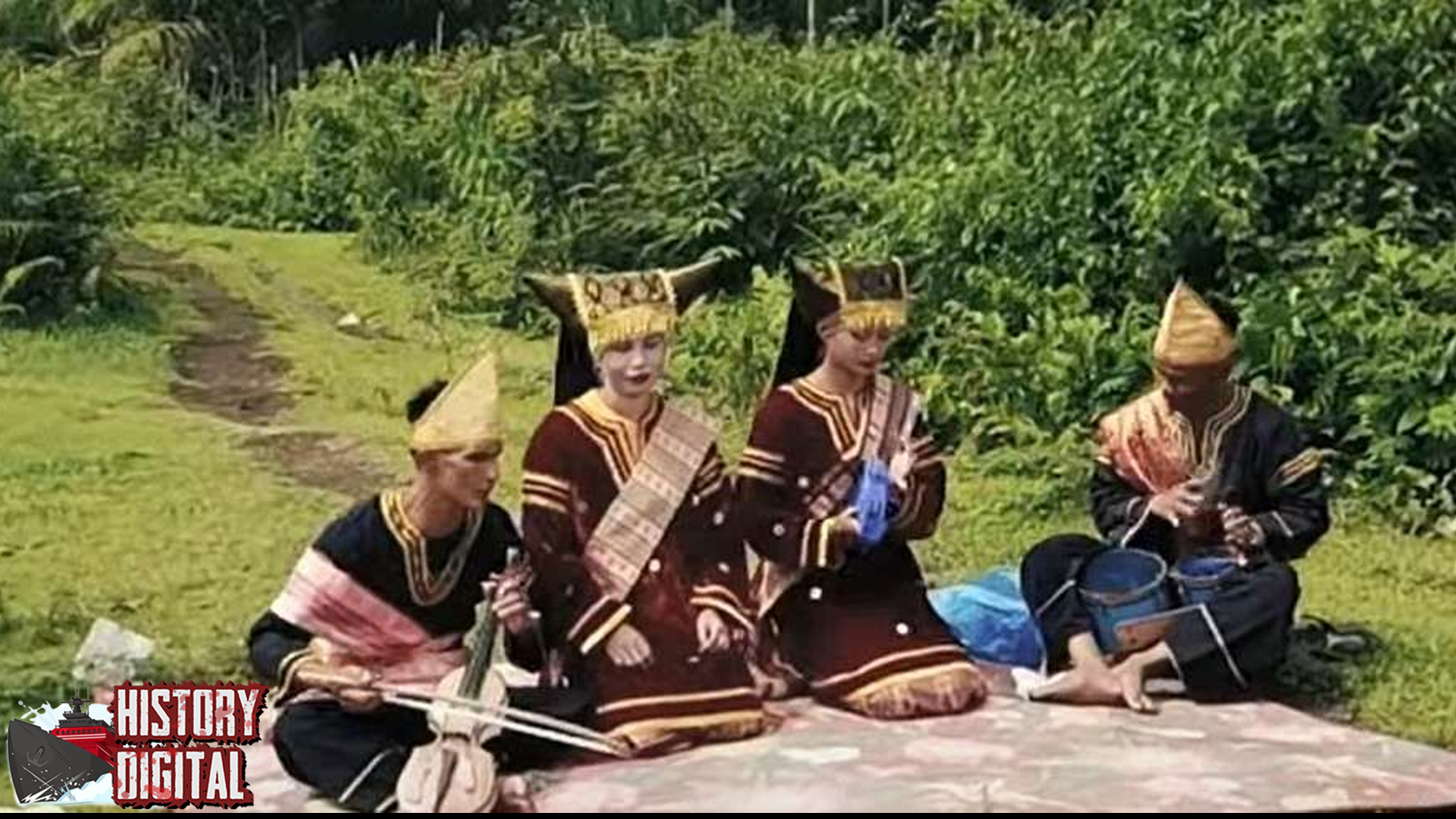 Batombe: Seni Berbalas Pantun yang Memikat dari Minangkabau!