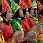 Tari Indang: Gendang Kecil, Gerakan Besar, Makna Mendalam!