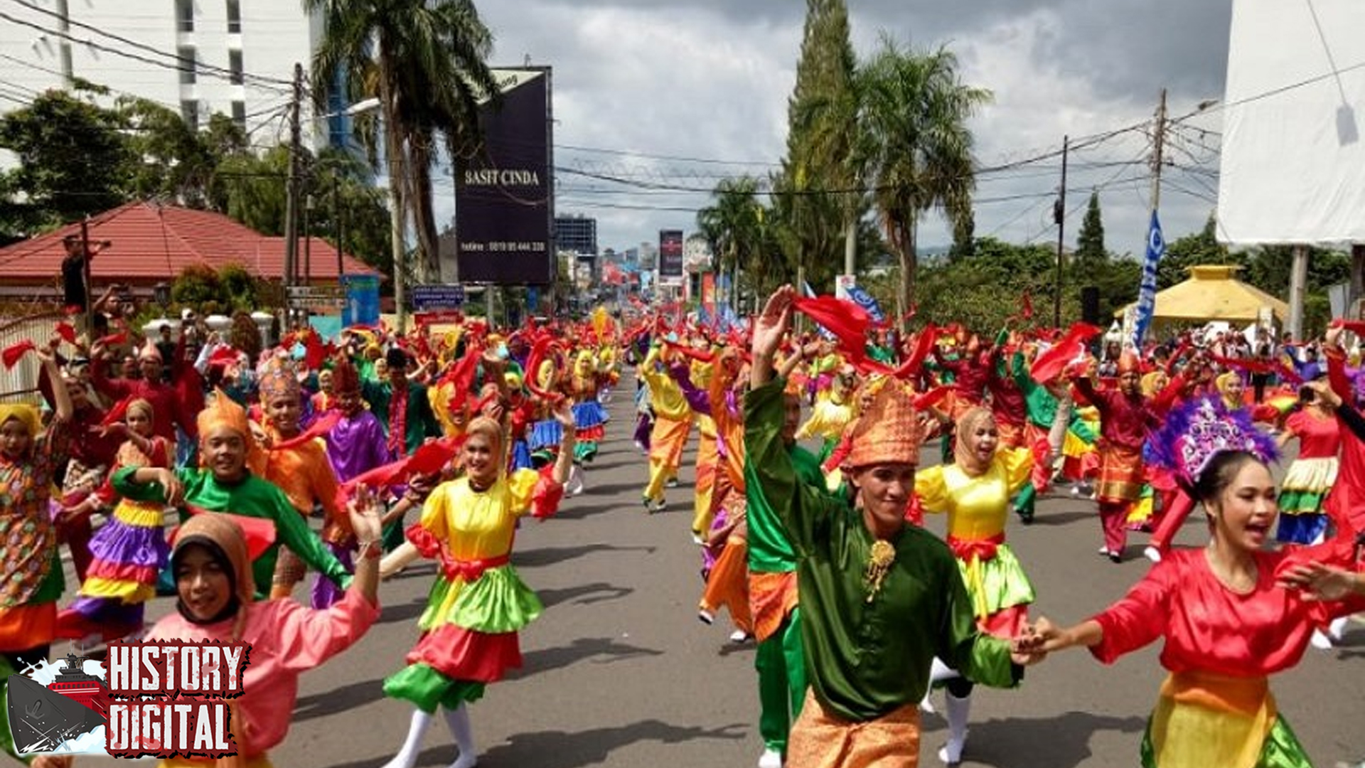 Saksikan Keindahan Tari Campak yang Menghipnotis!