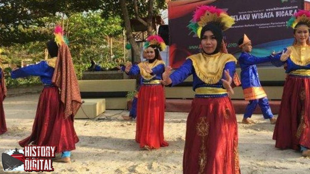 Saksikan Keindahan Tari Campak yang Menghipnotis!
