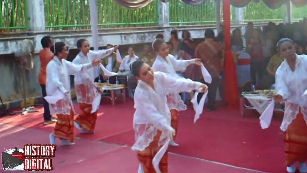 Ingin Tahu Rahasia Dibalik Kecantikan Tari Lenso? Simak Ulasan