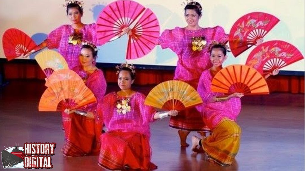 Tari Kipas Pakarena Perpaduan Seni dan Budaya Sulawesi Selatan