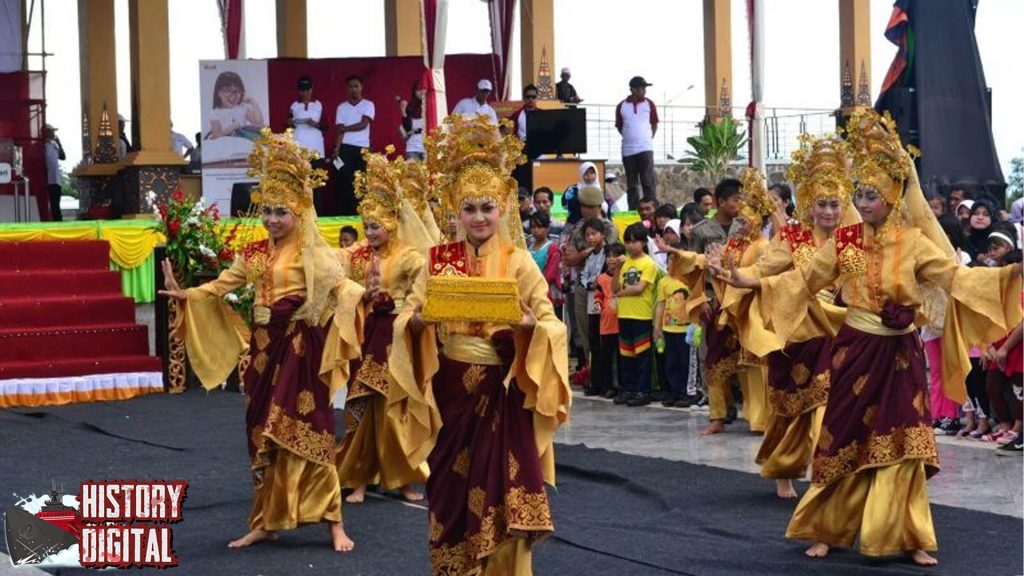 Tari Joged Lambak: Harmoni Gerak dan Irama dalam Tradisi Bali!