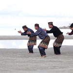 Tari Kedidi: Saksi Bisu Kehidupan Masyarakat Bangka Belitung!
