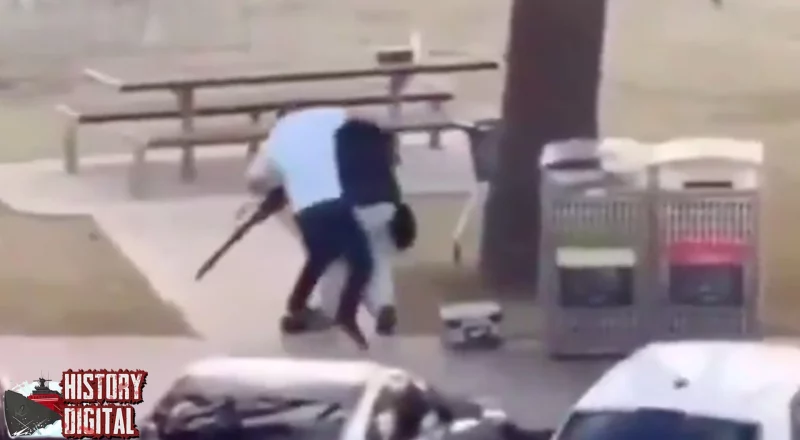 Berani! Ahmed Lumpuhkan 1 Penembak di Pantai Bondi!